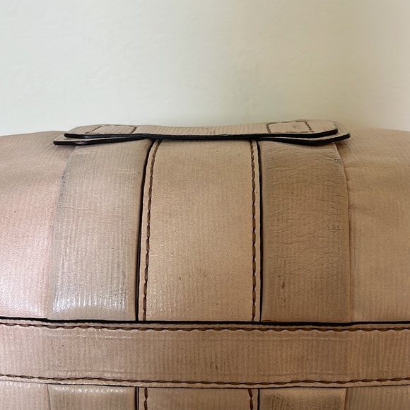 Tod’s handbag - Picture 8 of 14